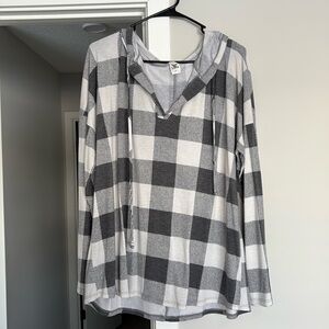 Very cozy soft v neck top with ties and hood!